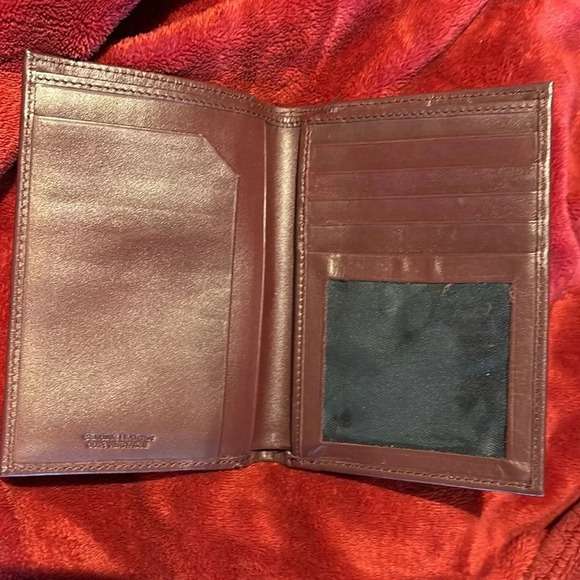 Genuine Leather wallet passport card holder in chocolate Brown - Picture 5 of 17
